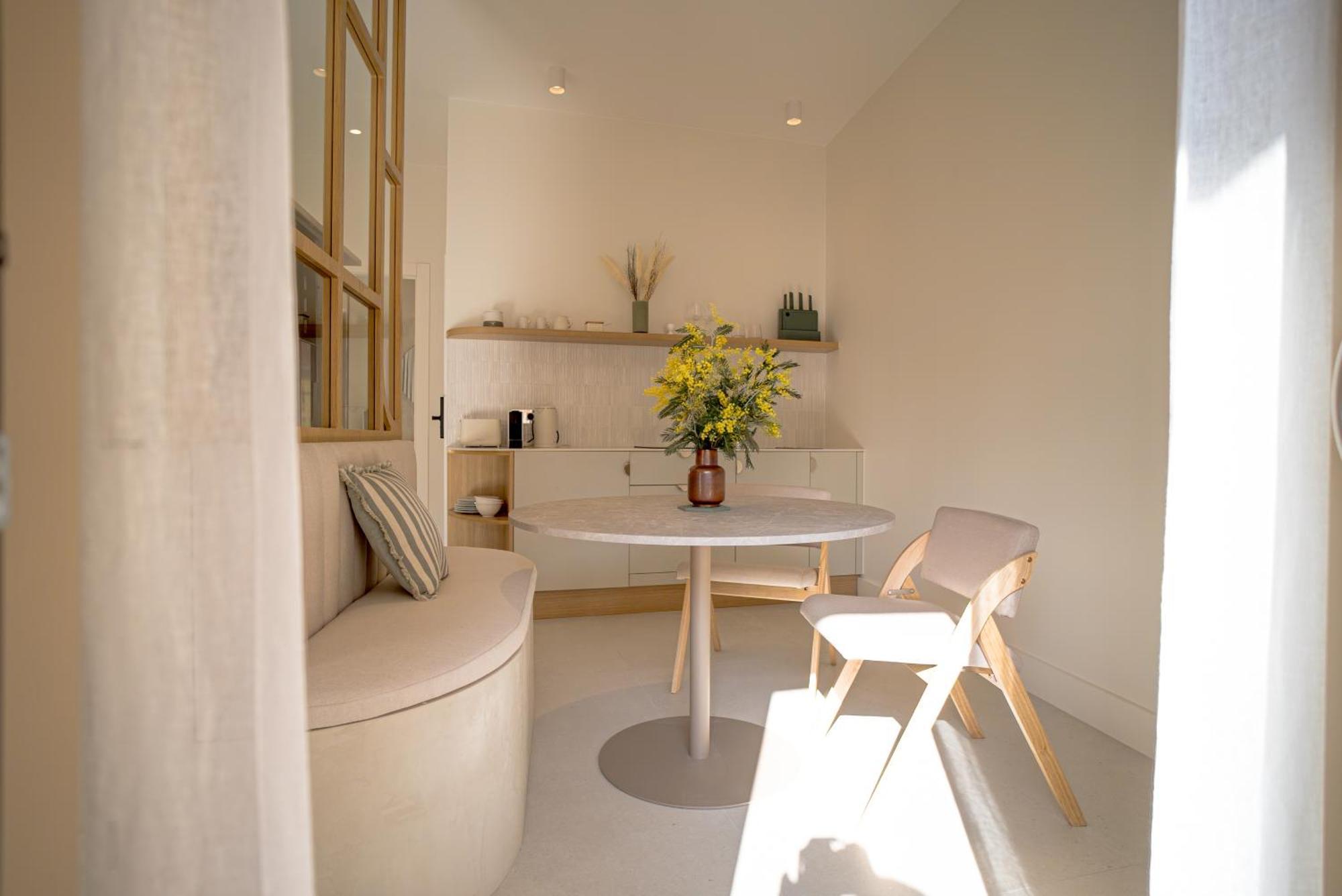 Studios Raffines Avec Terrasses - Plages, Ville Et Gare A Pied - Maison Raphael Saint-Raphaël Kültér fotó